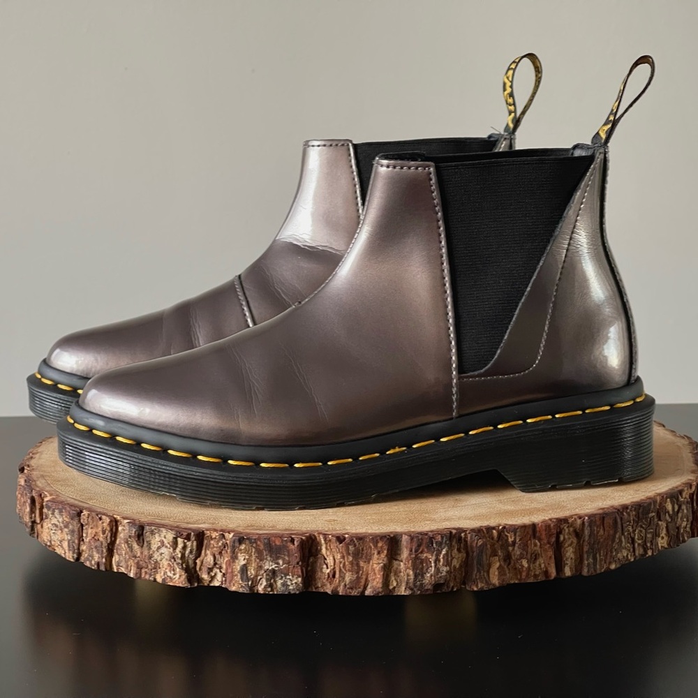 Dr. Martens Bianca Chelsea Boot (US 5)